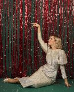 Χρυσό μακρυμάνικο φόρεμα - Image 3