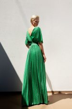 Green dress with sleeves - Image 2