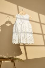 Βαπτιστικό φόρεμα με λευκό broderie και λευκή ζώνη
