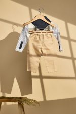 Βαπτιστικό σύνολο με μπεζ παντελόνι και πουά πουκάμισο - Image 3