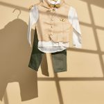 Βαπτιστικό σύνολο με λινό χακί παντελόνι