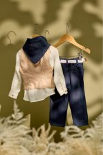 Βαπτιστικό σύνολο με μπλε παντελόνι λινό και πουκάμισο τσαλακωτή υπόλευκη μουσελίνα - Image 2