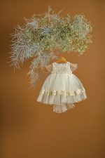 Βαπτιστικό φόρεμα εκρού με πουά ψιλό φλόκο