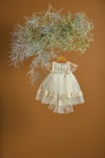 Βαπτιστικό φόρεμα εκρού με πουά ψιλό φλόκο - Image 3