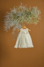 Βαπτιστικό φόρεμα εκρού πουά τουνίκ με δαντέλα