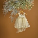 Βαπτιστικό φόρεμα εκρού με φιόγκο στην πλάτη