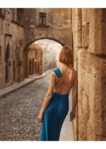 Μακρύ φόρεμα με ανοιχτή πλάτη - Image 3