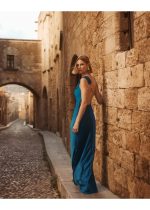 Μακρύ φόρεμα με ανοιχτή πλάτη - Image 2